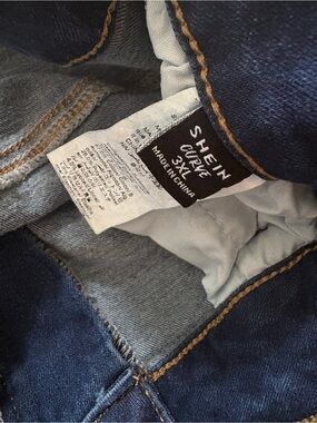 SHEIN Dark Blue Denim Jeans with Contrast Stitching